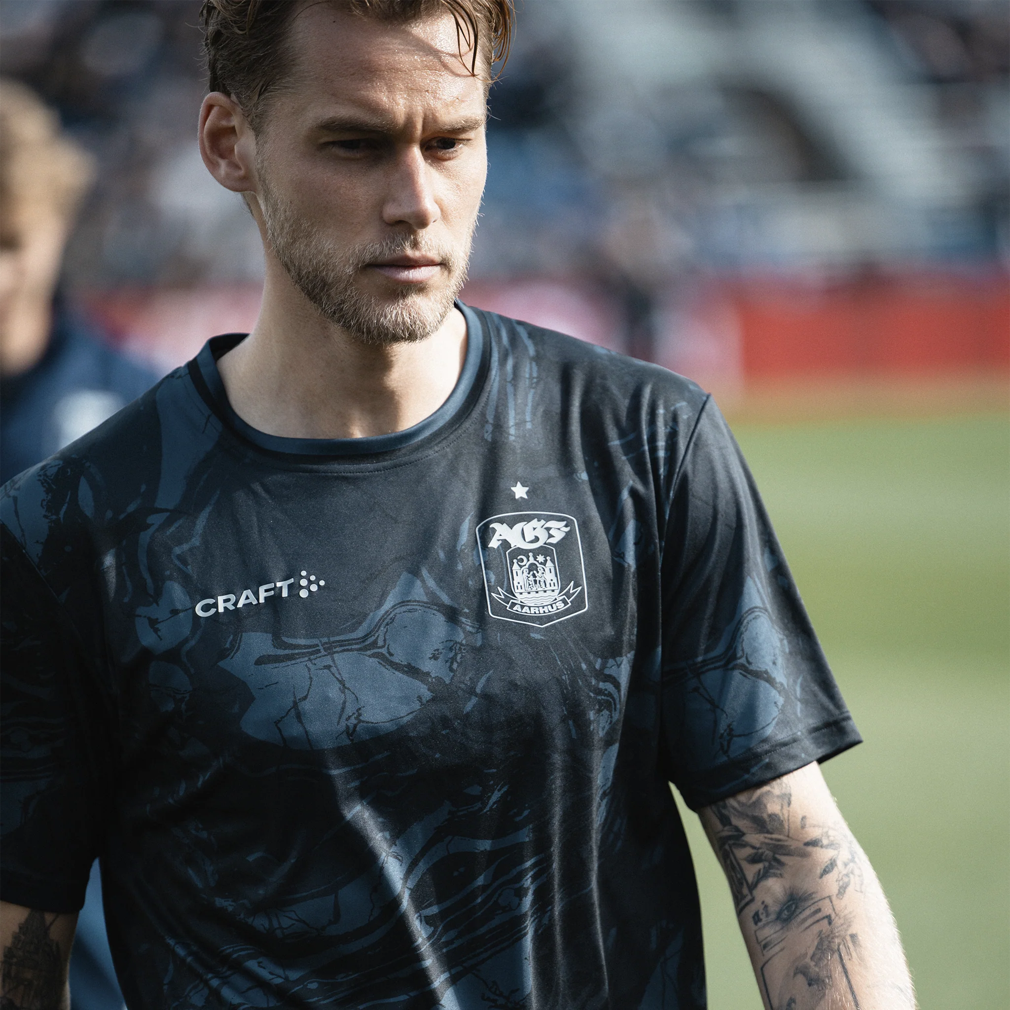 AGF x Sinners Warm Up Trøje - Image 4